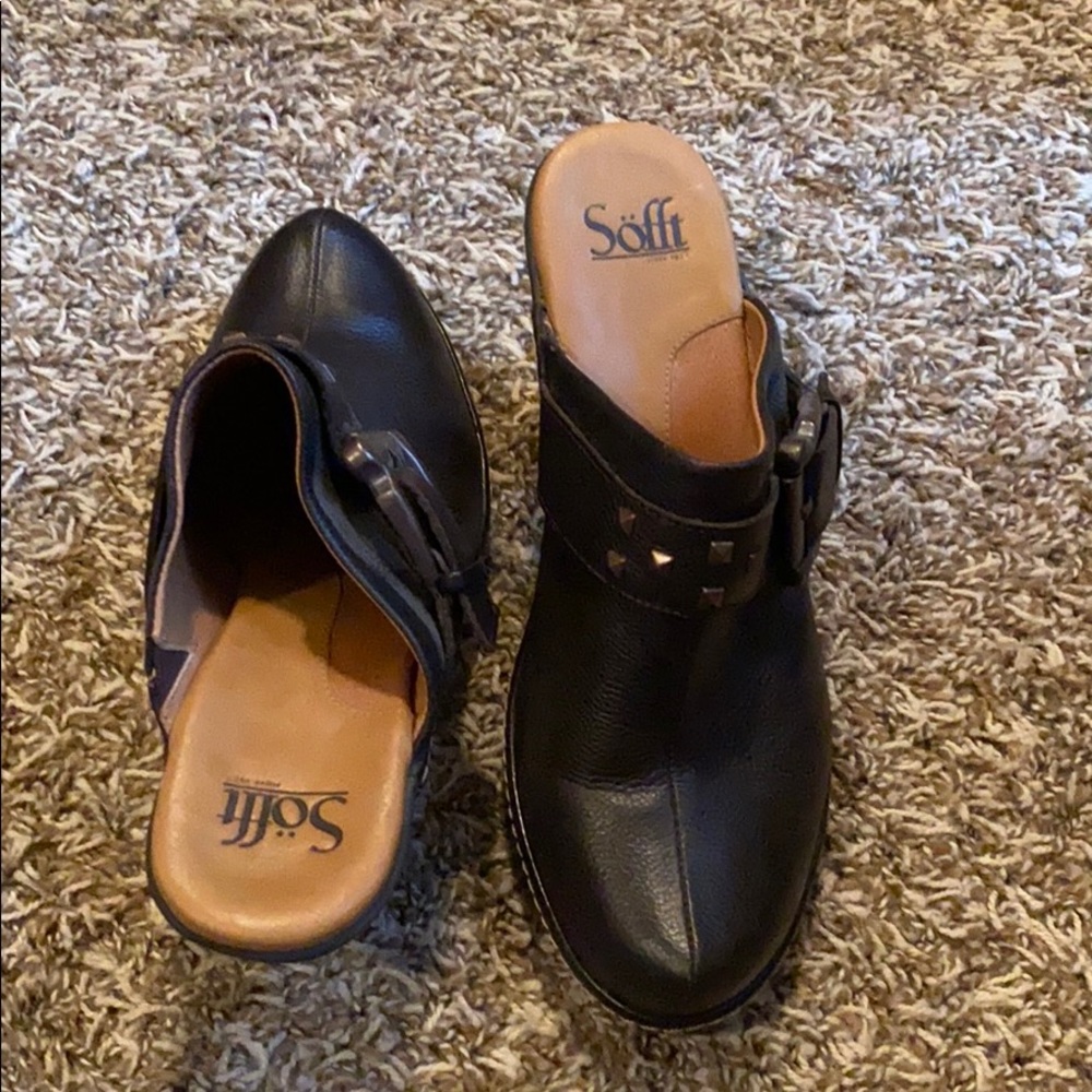 Slip on dress shoes